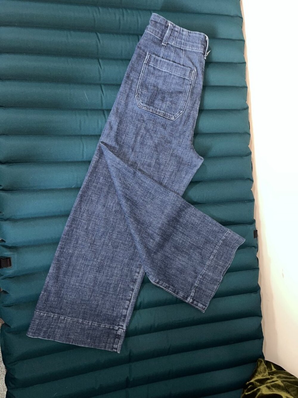 LC Lauren Conrad Women's Denim Cargo Jeans Size 8